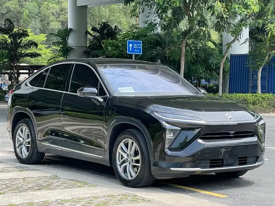 NIO EC6