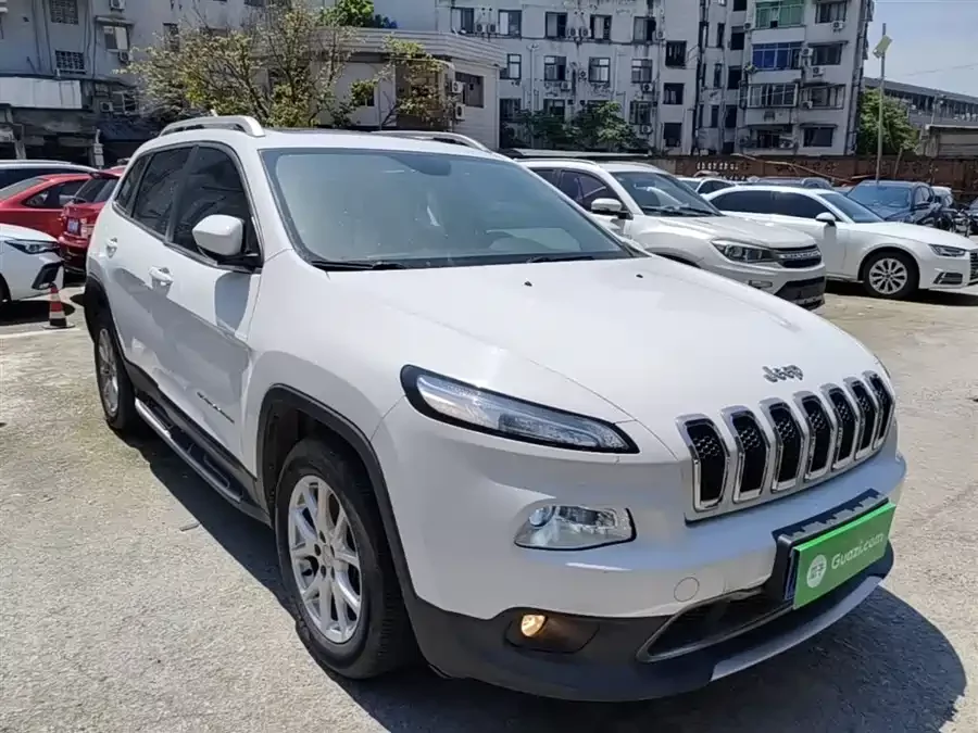 Jeep Cherokee