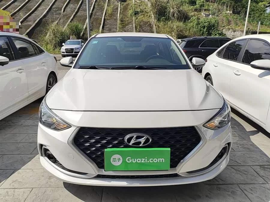 Hyundai Elantra / Celesta