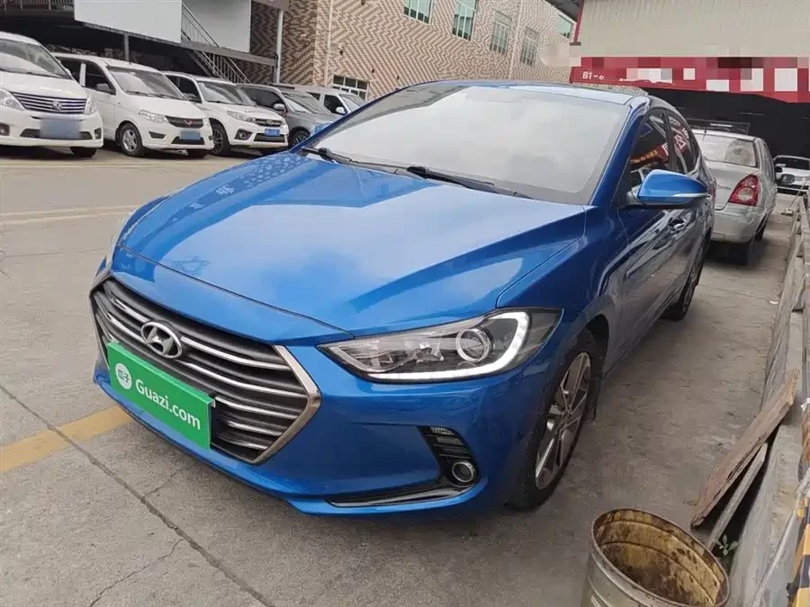 Hyundai elantra