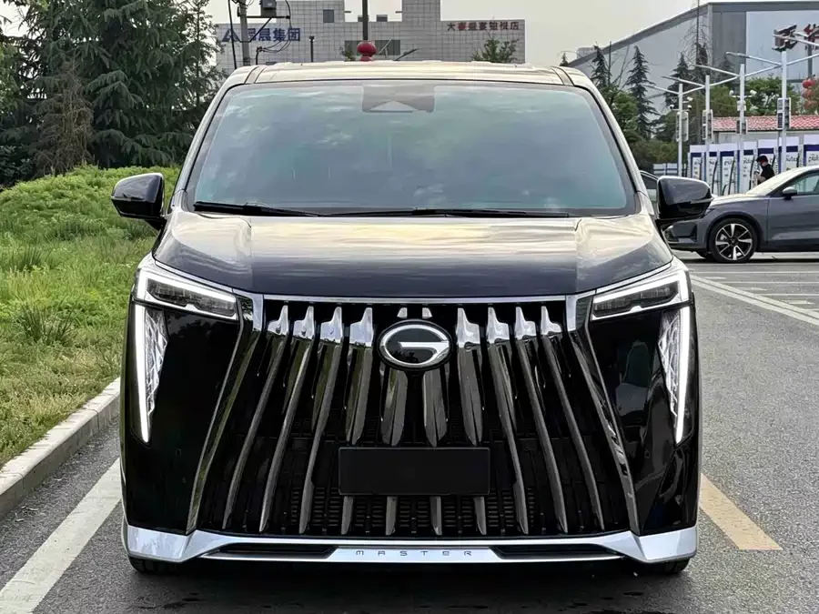 GAC Trumpchi M8