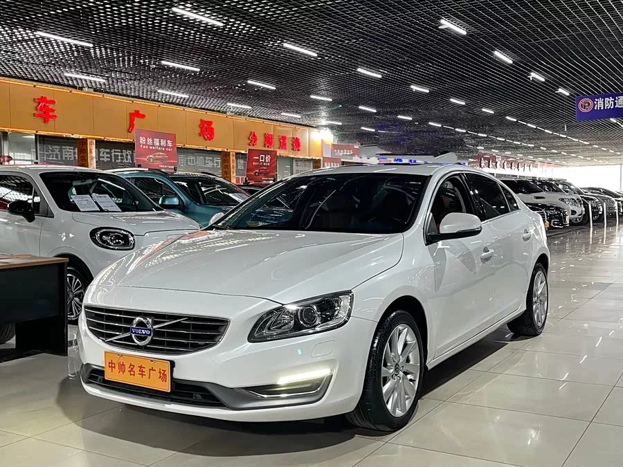 Volvo S60