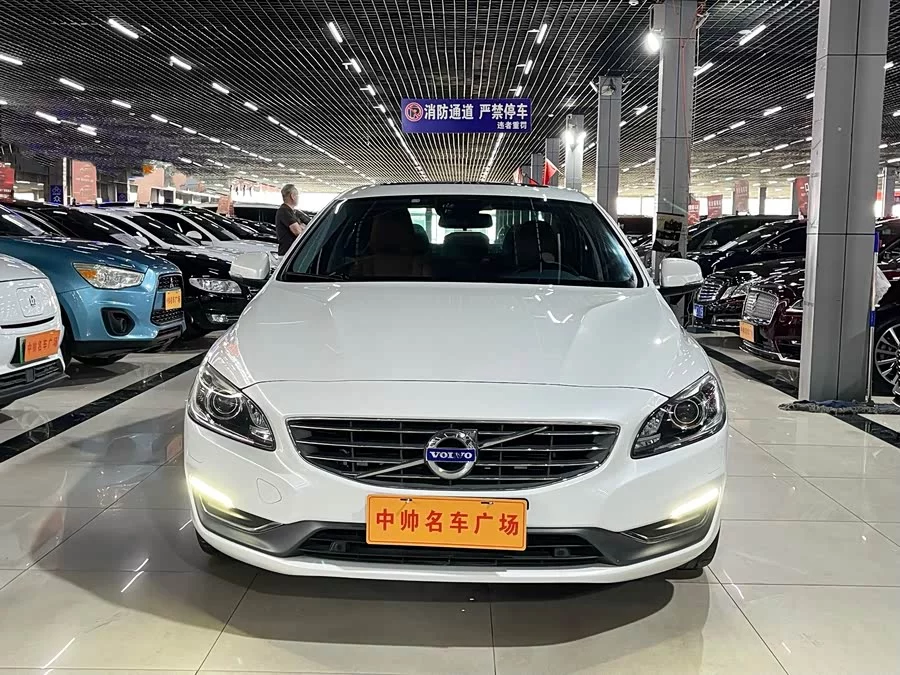 Volvo S60
