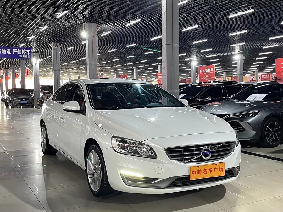 Volvo S60