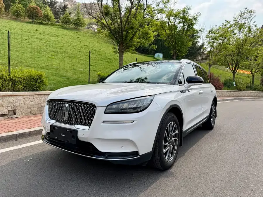 Lincoln Adventurer