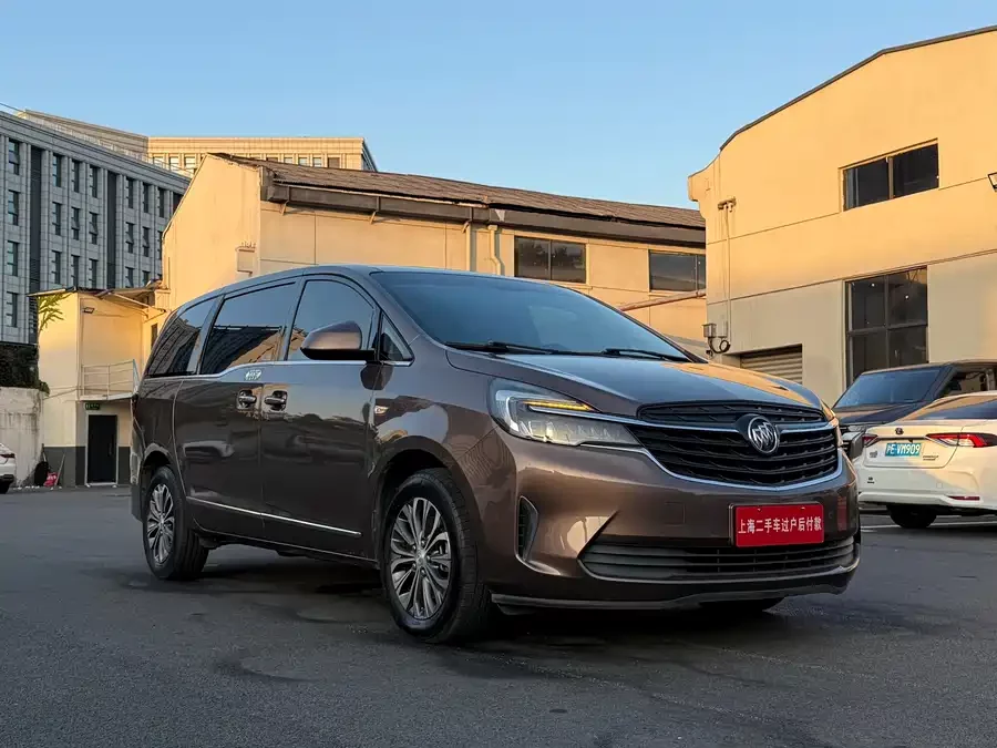 Buick GL8