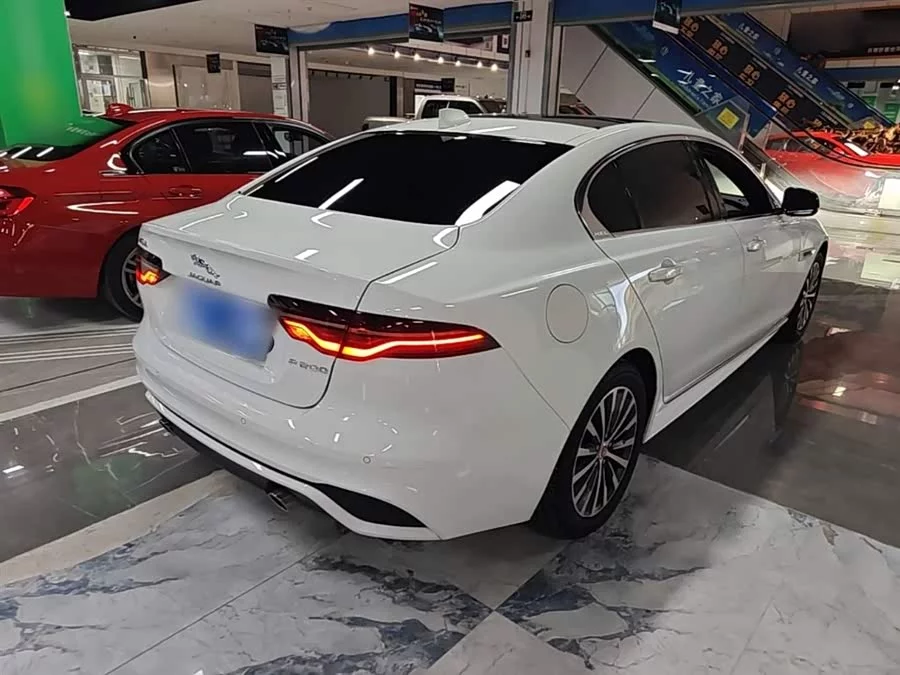 Jaguar XEL