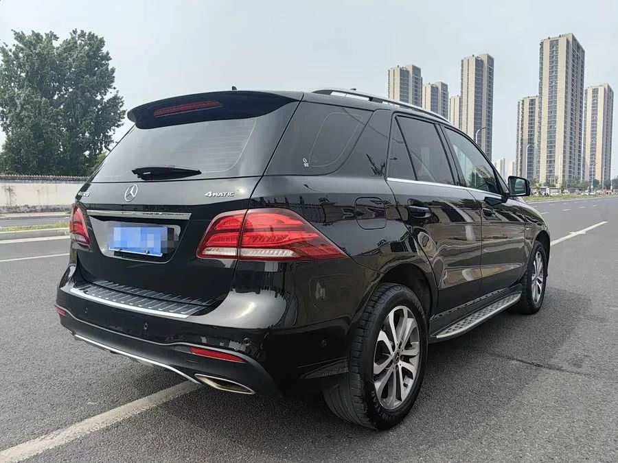 Mercedes Benz GLE (Imported)