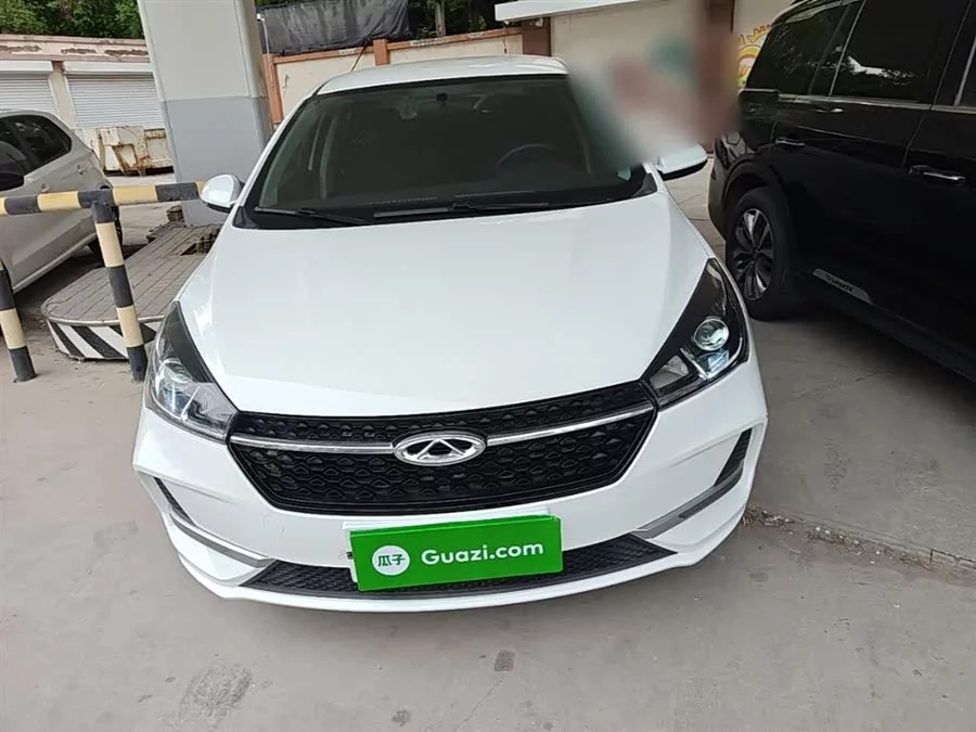 Chery Arrizo 5