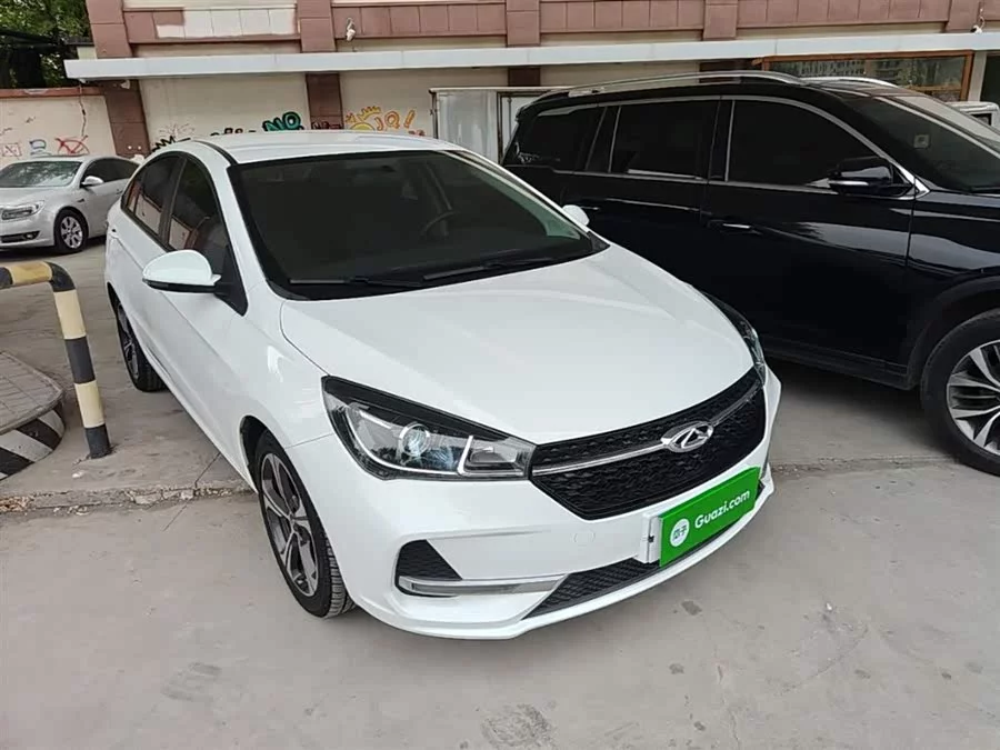 Chery Arrizo 5