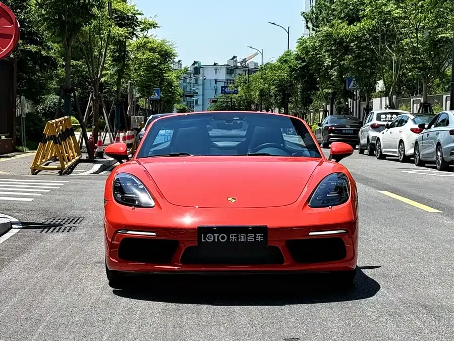 Porsche 718