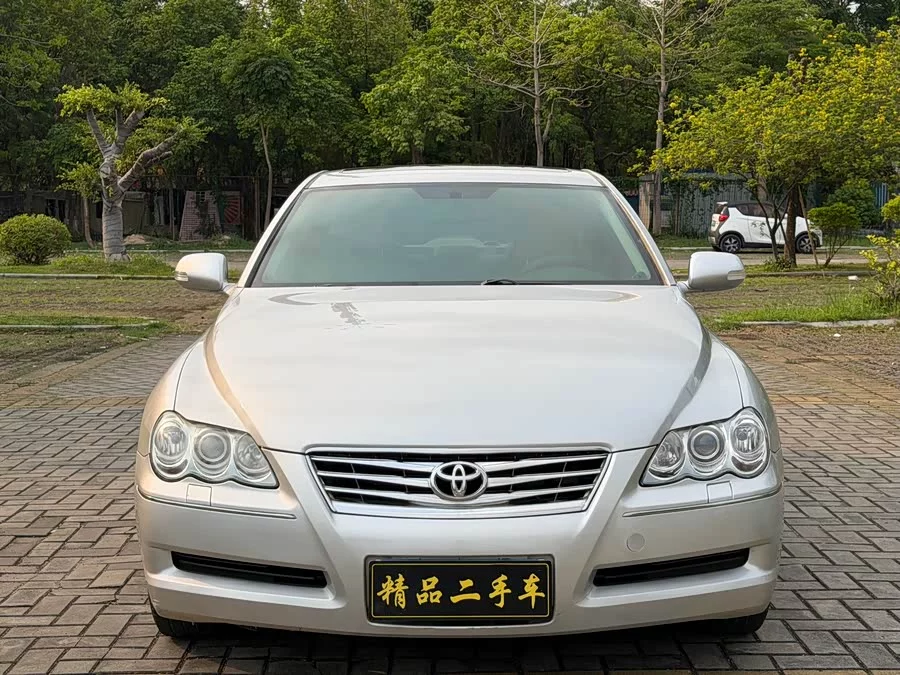 Toyota Reiz
