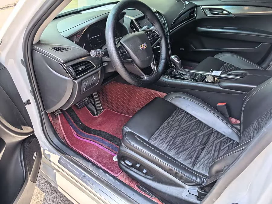 Cadillac ATS-L