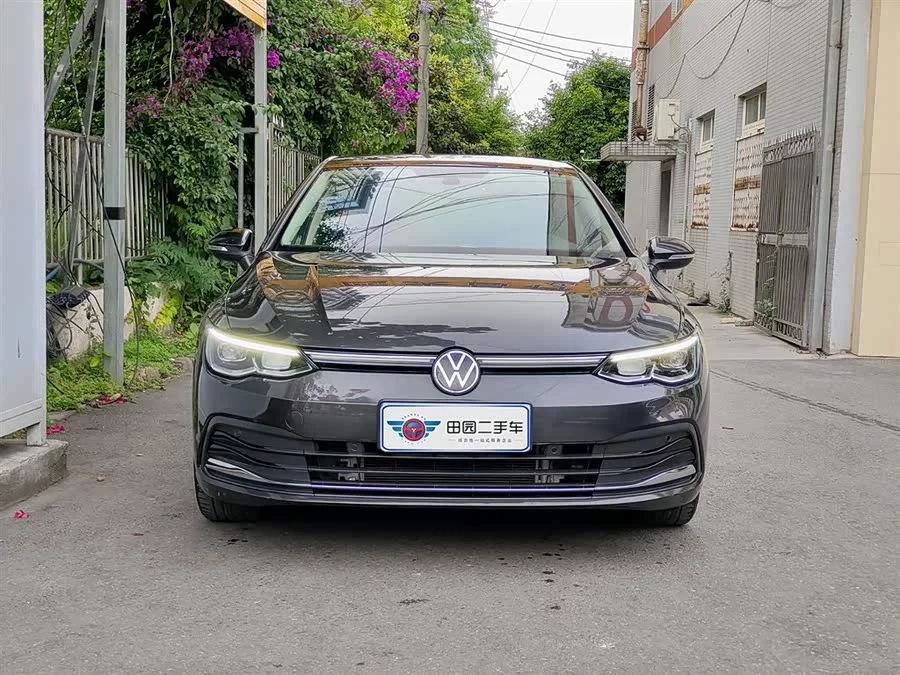Volkswagen golf