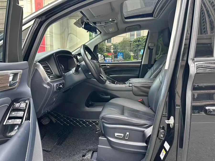 GAC Trumpchi M8