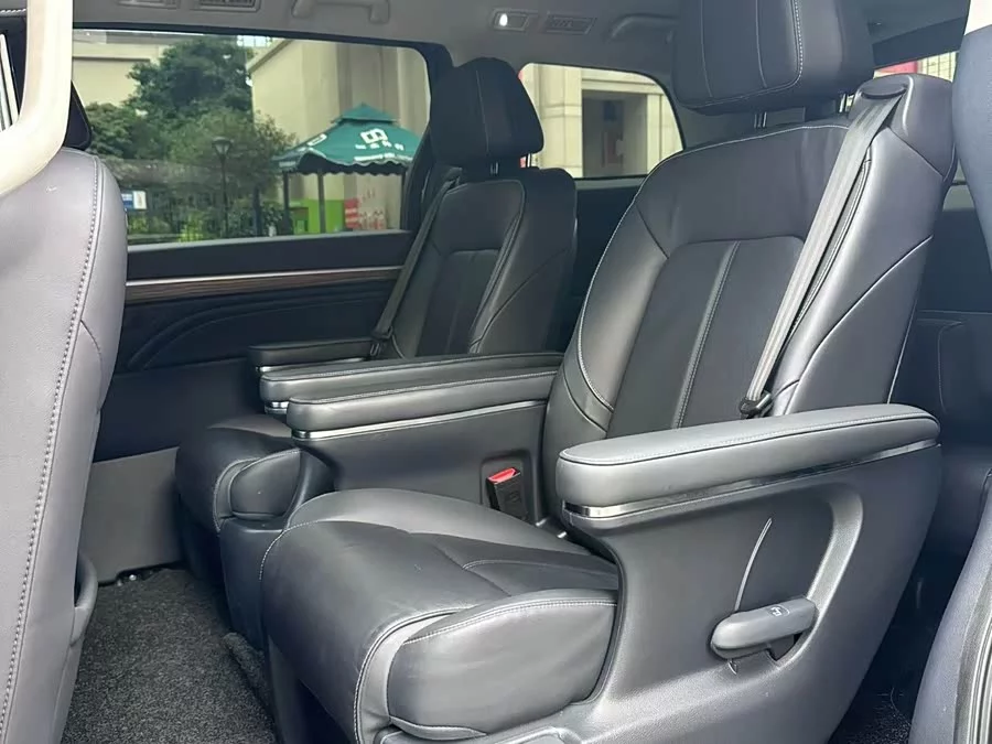GAC Trumpchi M8