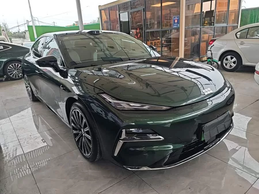 Geely Galaxy Star 8