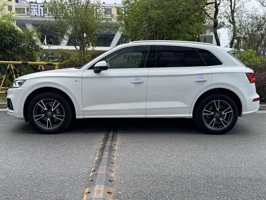 Audi Q5L