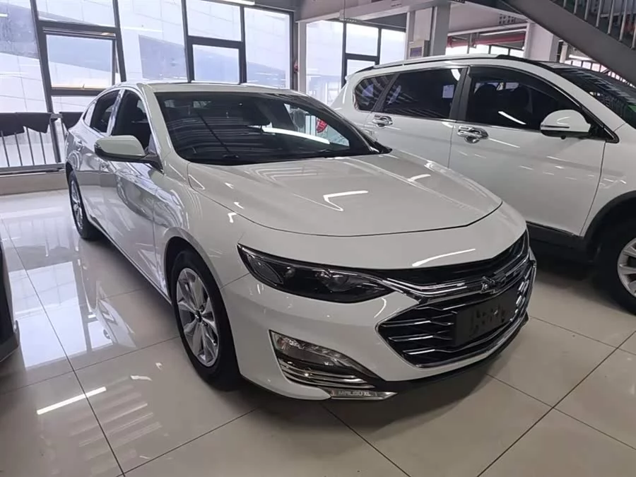 Chevrolet Malibu XL