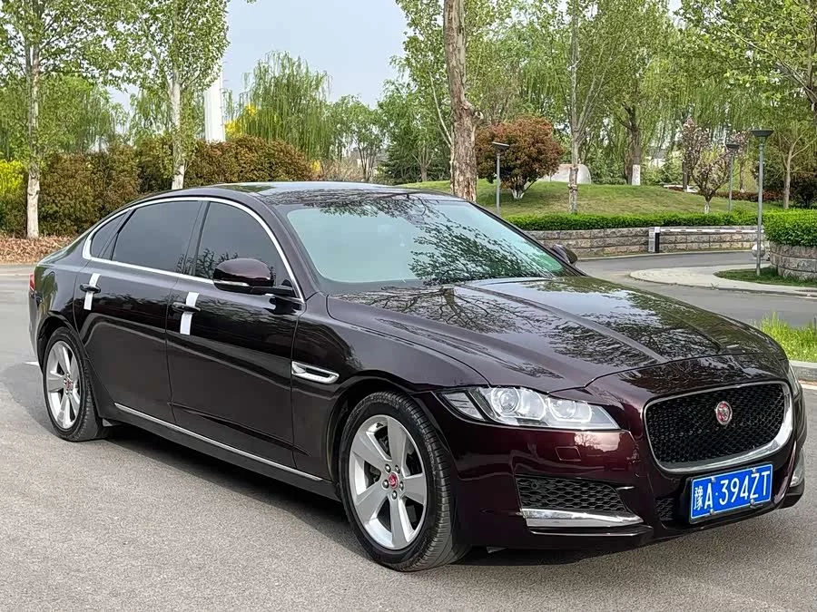 Jaguar XFL