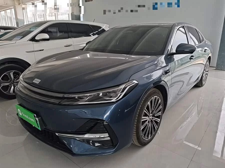 Geely Galaxy A7 EM
