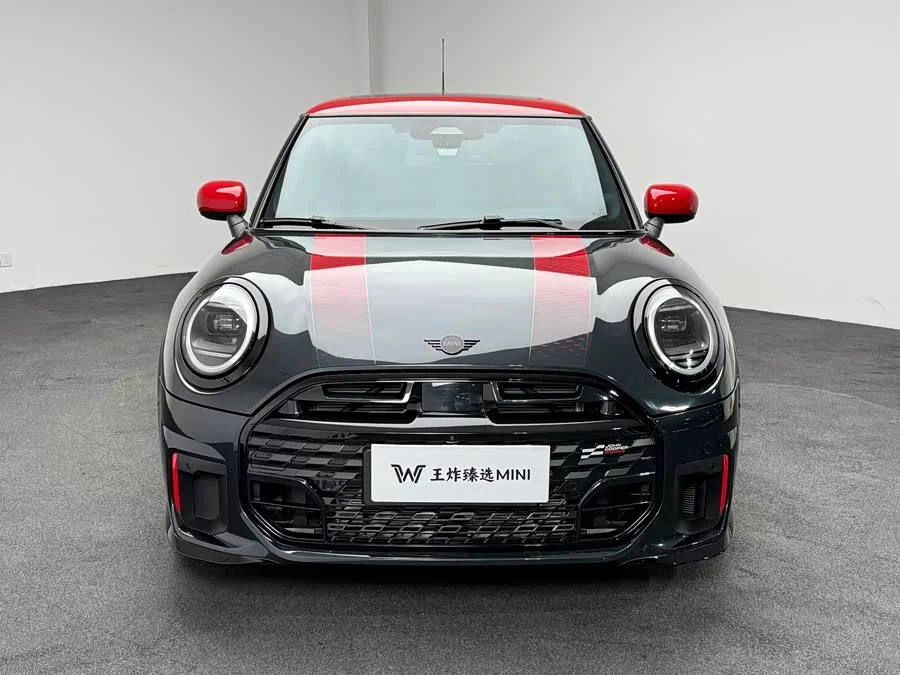 MINI JCW