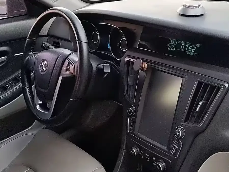 BAIC Saab D50