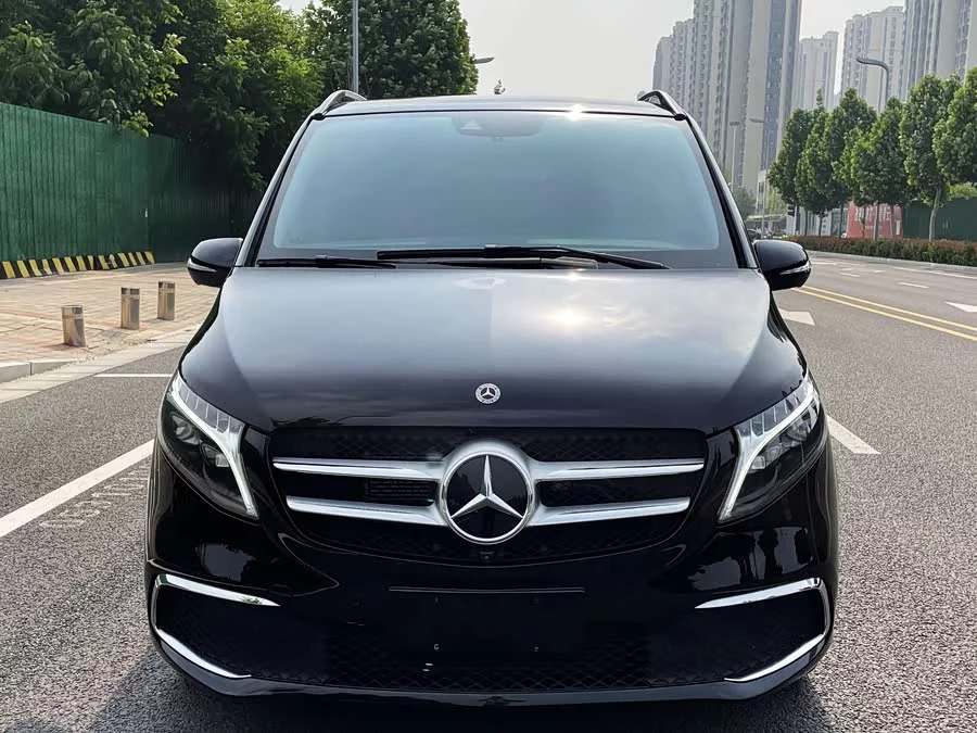 Mercedes Benz Class V