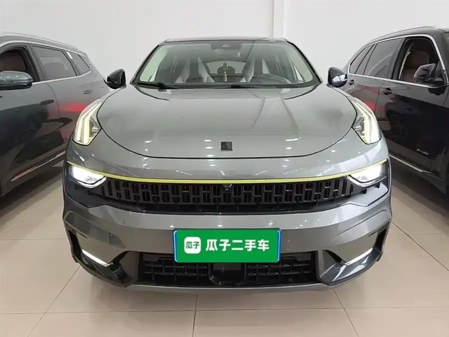 Lynk & Co 05