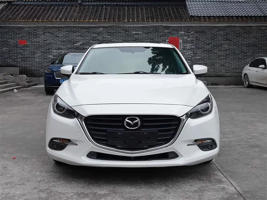 Mazda 3