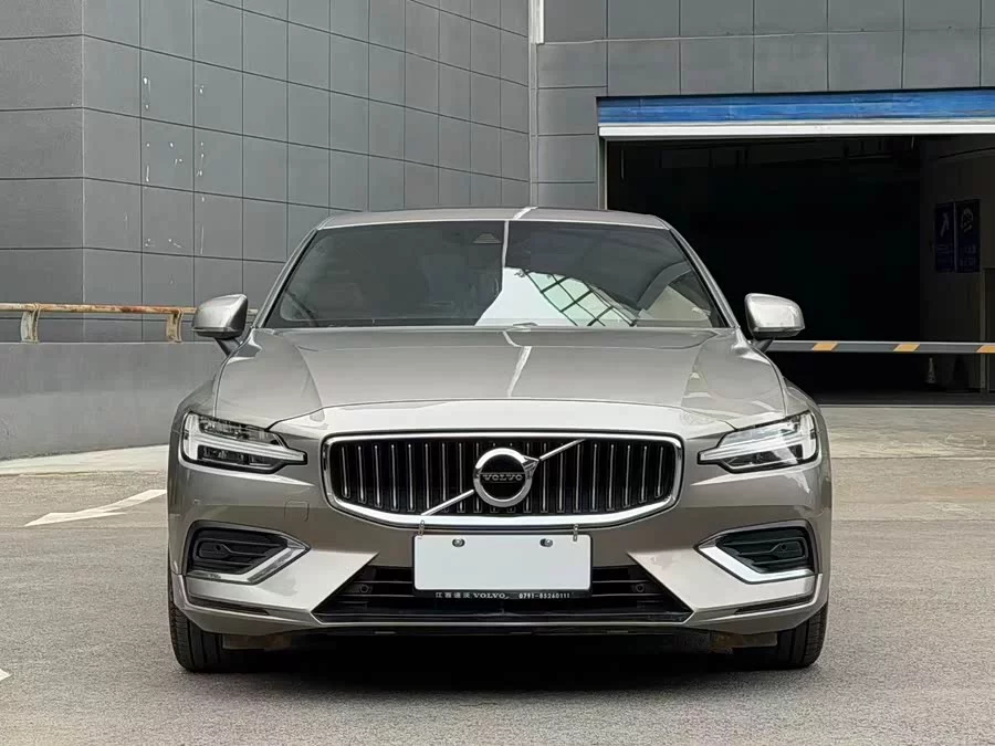 Volvo S60