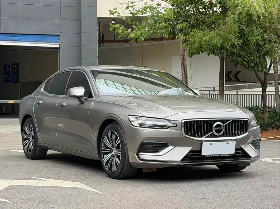 Volvo S60