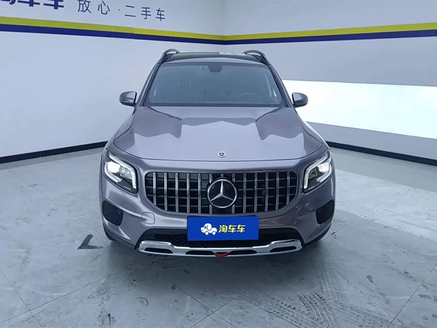 Mercedes Benz GLB
