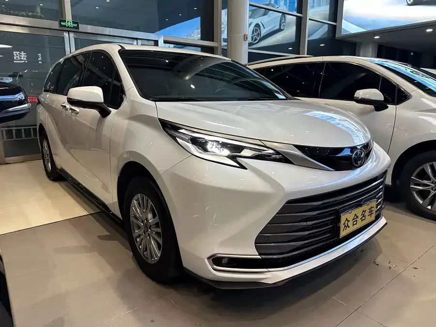 Toyota SIENNA