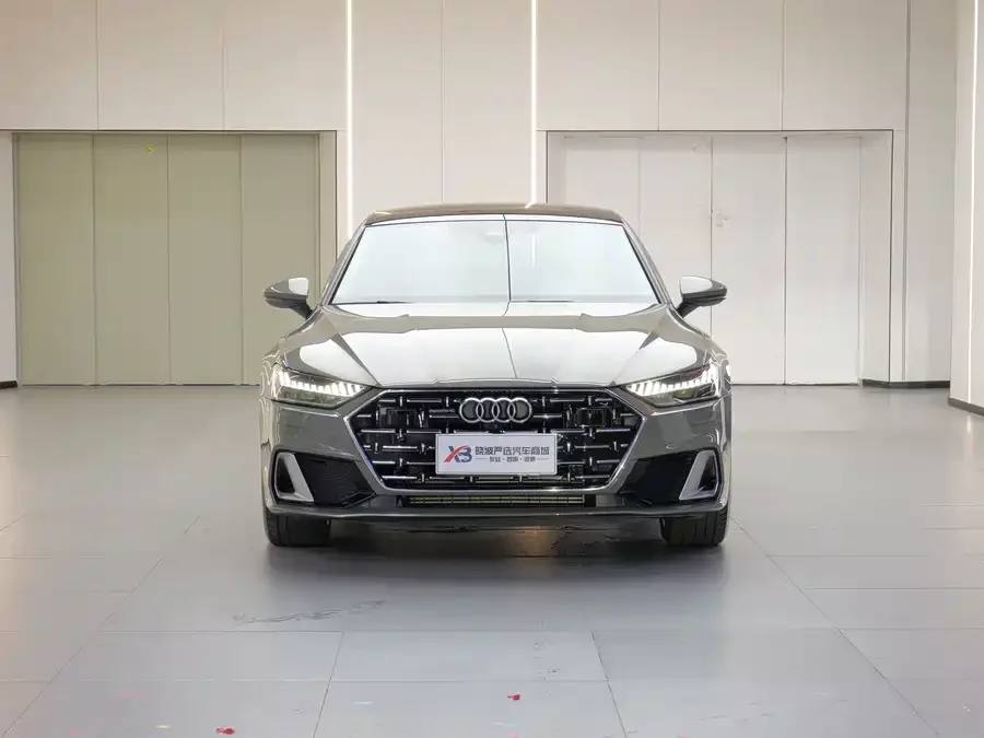 Audi A7L