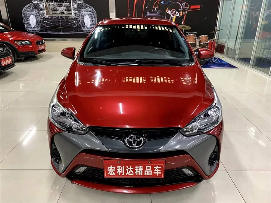 Toyota YARiS L