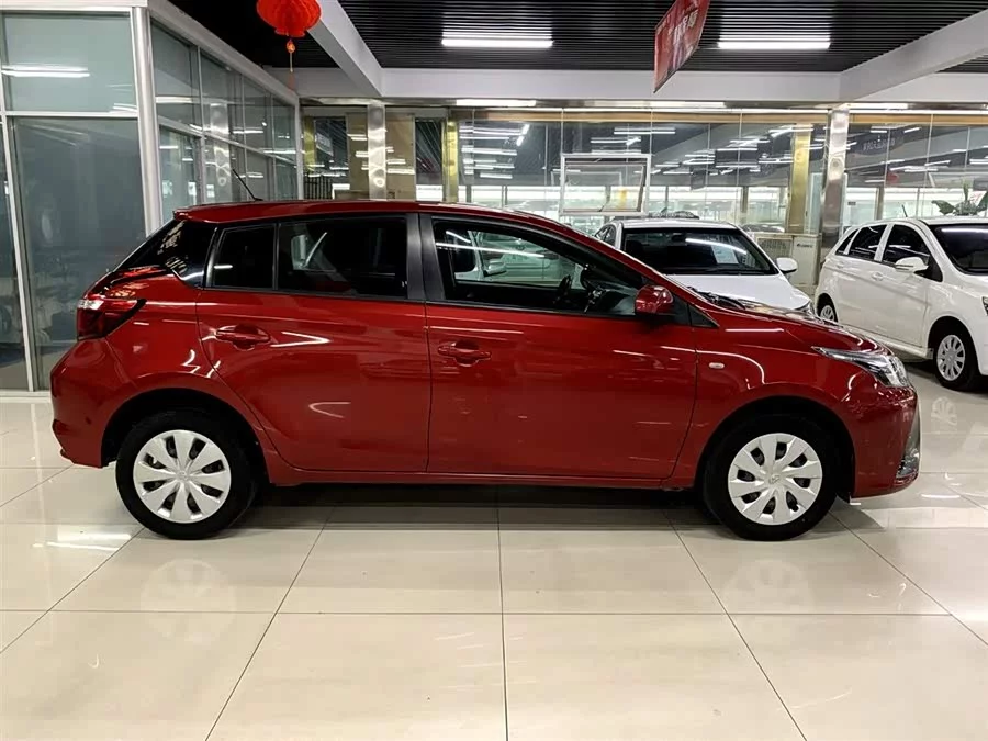 Toyota YARiS L