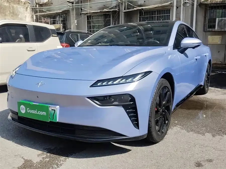 Dongfeng eπ007