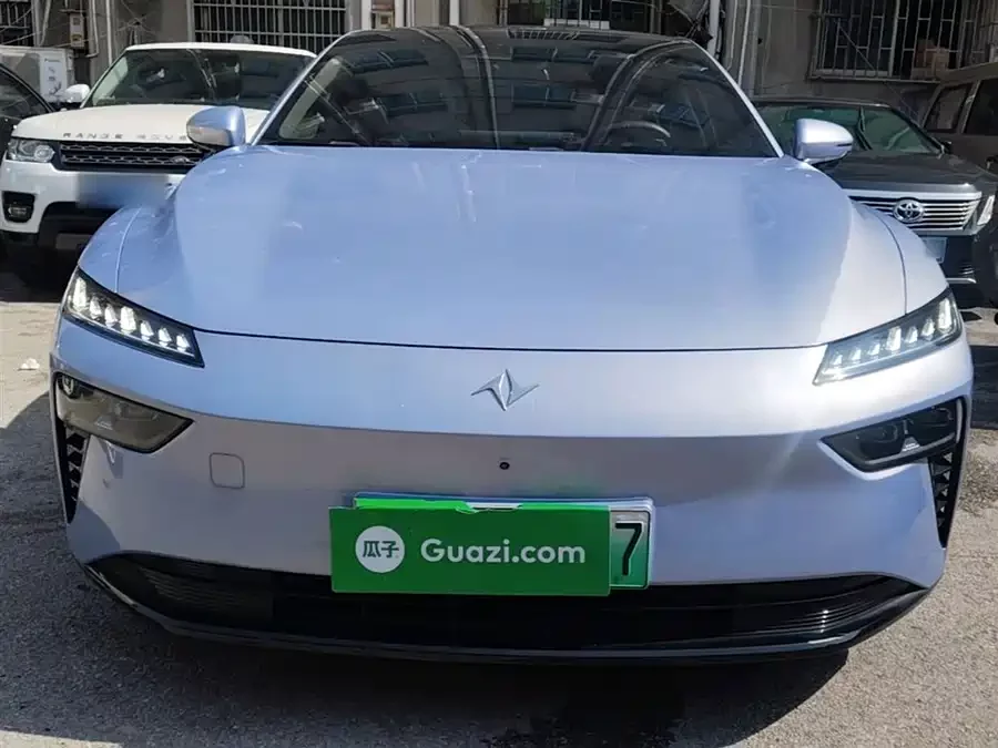 Dongfeng eπ007