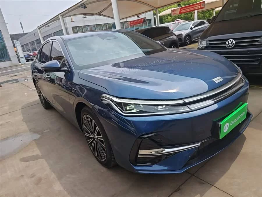 Geely Galaxy A7 EM