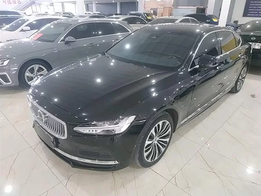 Volvo S90 plug-in hybrid
