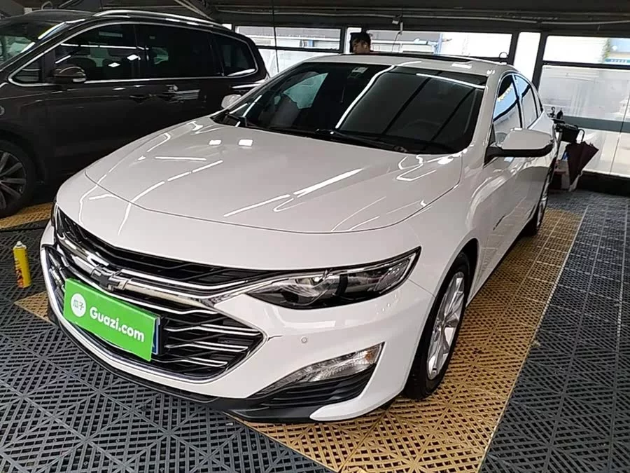 Chevrolet Malibu XL
