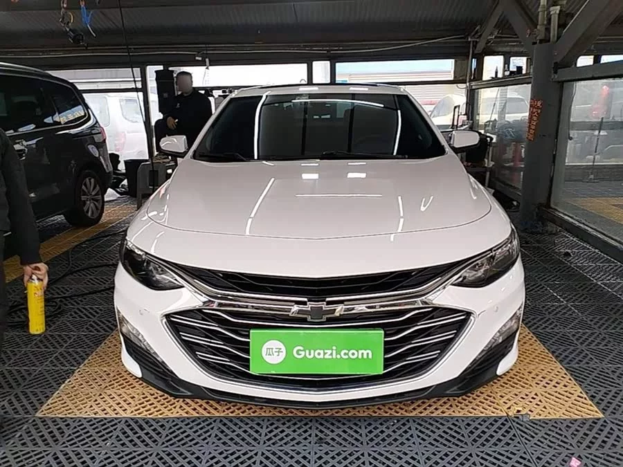Chevrolet Malibu XL