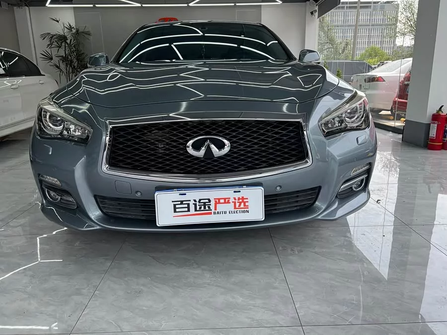 Infiniti Q50L