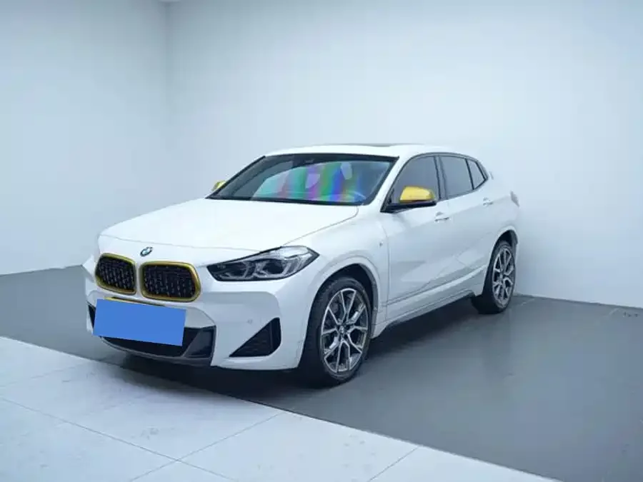 BMW X2