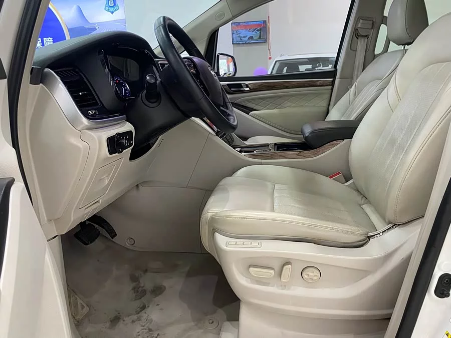 GAC Trumpchi M8