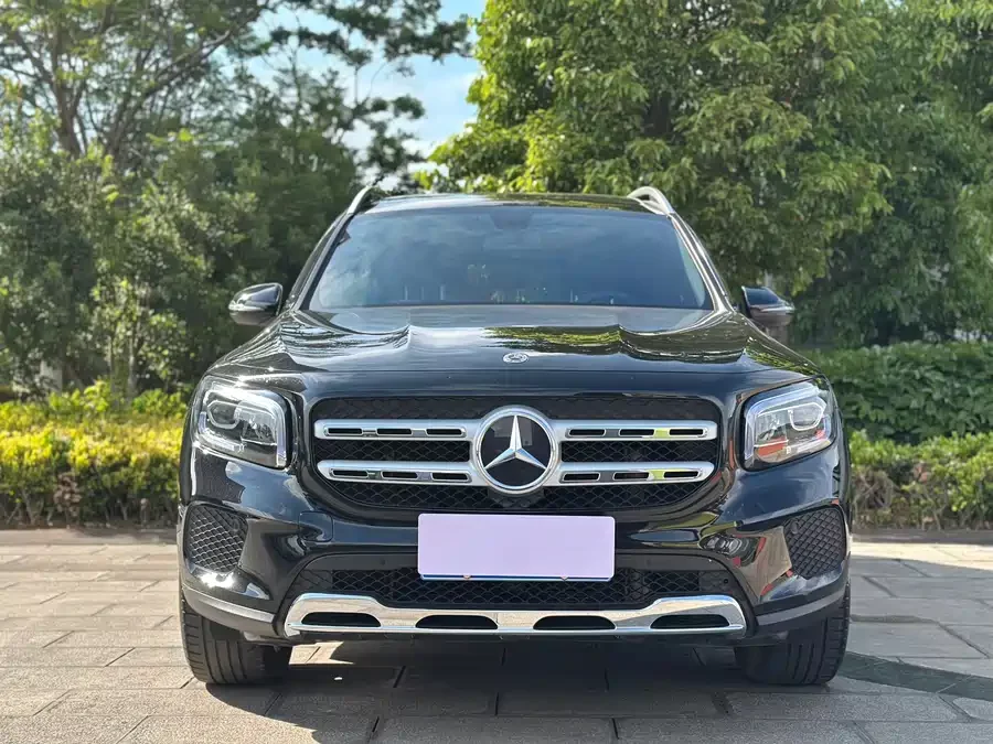 Mercedes Benz GLB