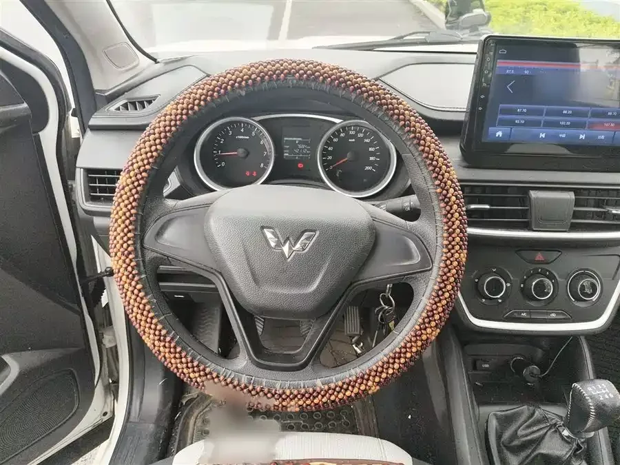 Wuling Hongguang S3