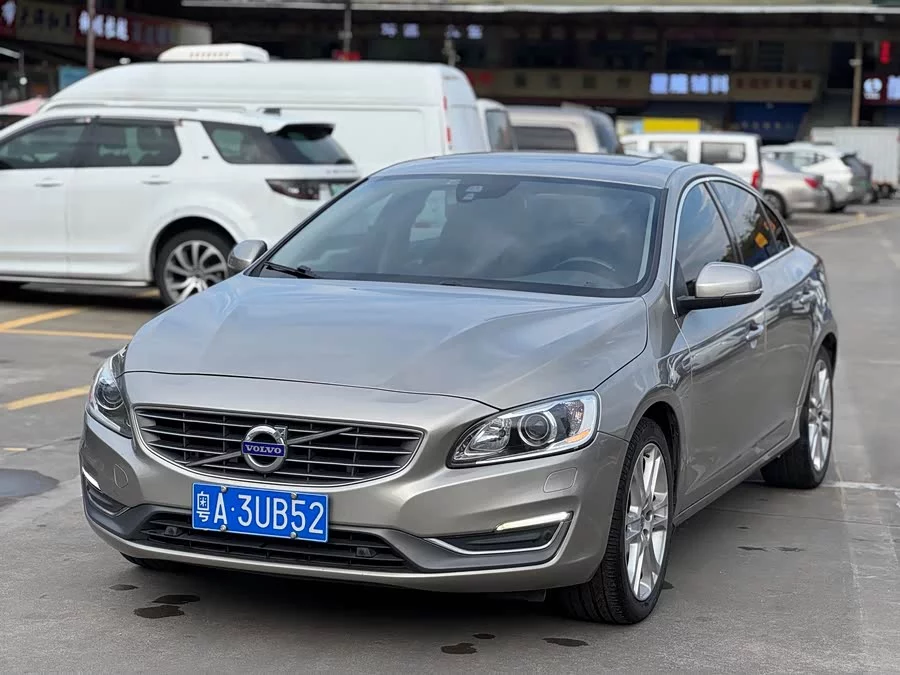 Volvo S60