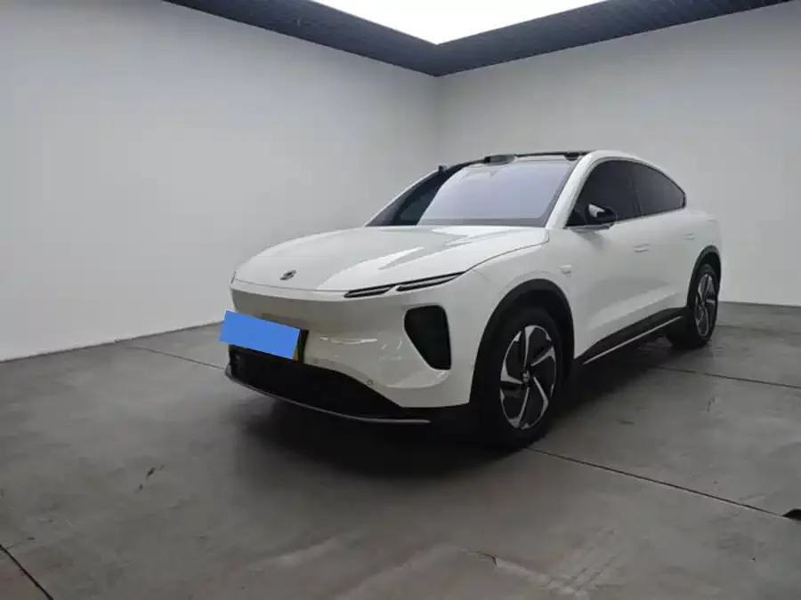 NIO EC6